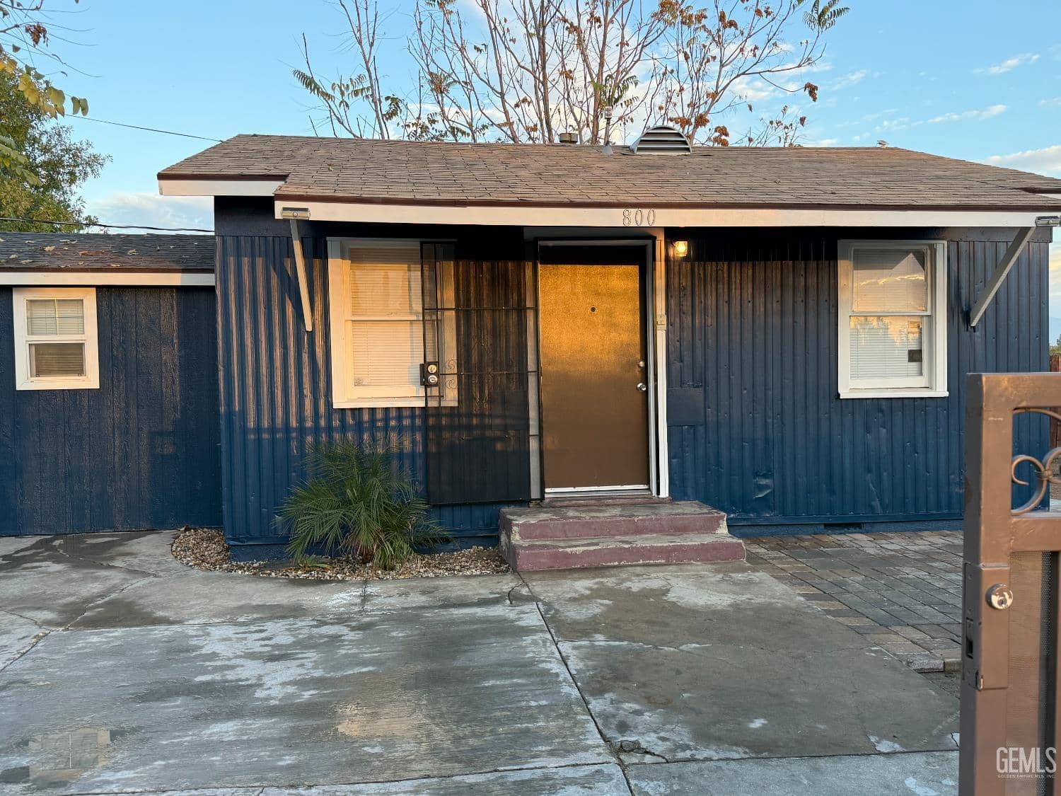 800 Shalimar Drive — photo 2