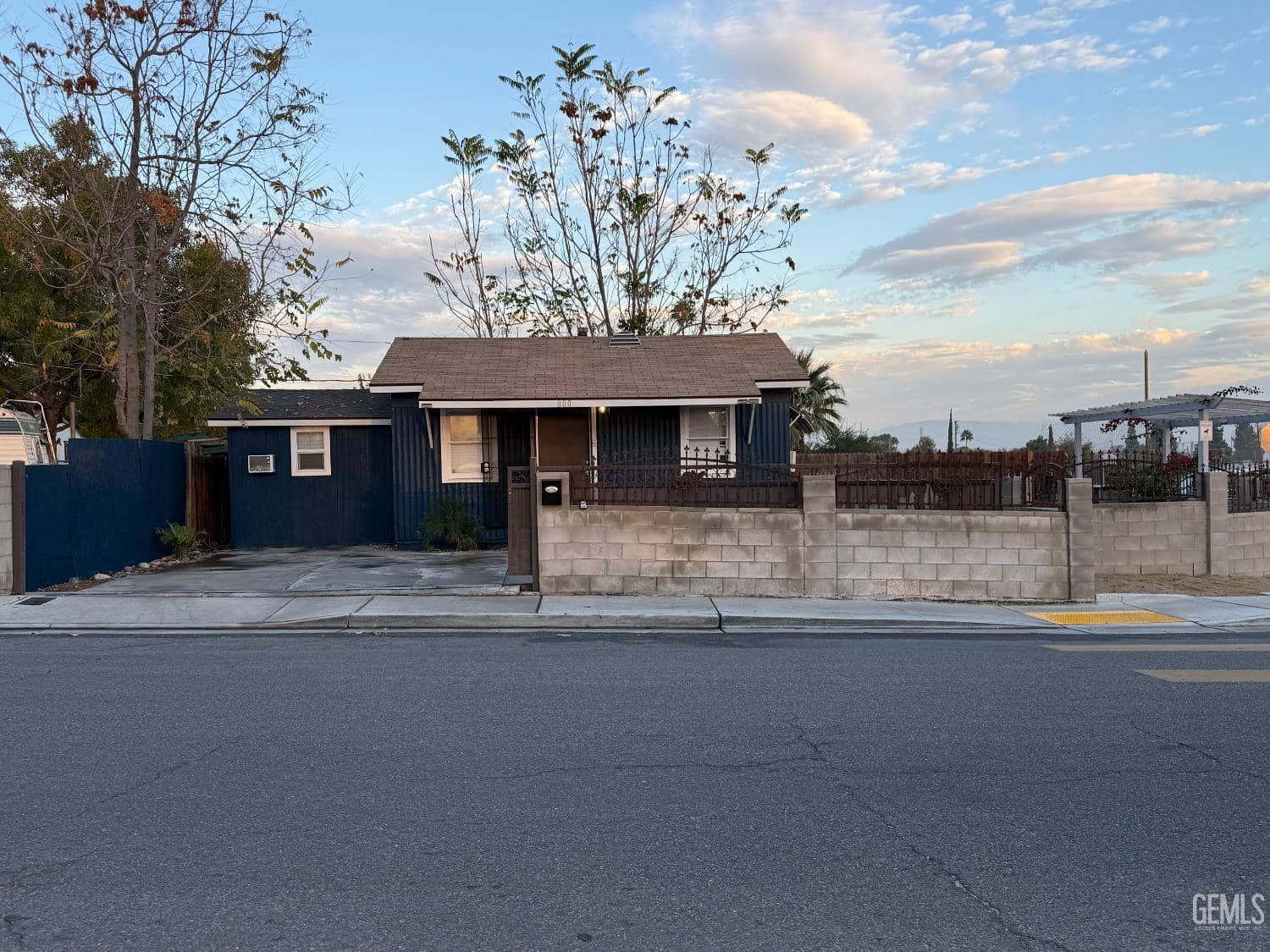800 Shalimar Drive