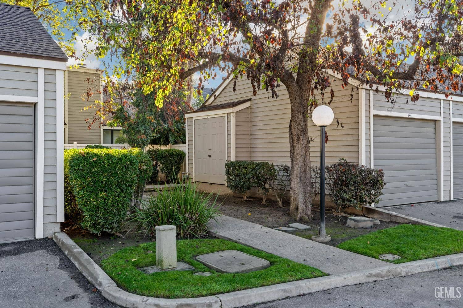 8000 Kroll Way — photo 4