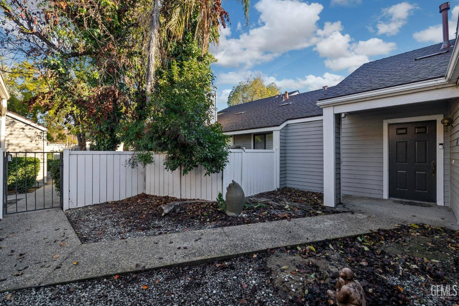 8000 Kroll Way — photo 3