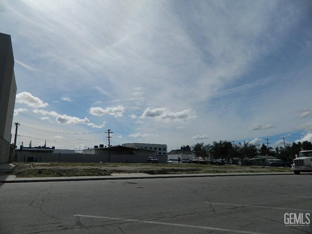 2116 P Street — photo 3