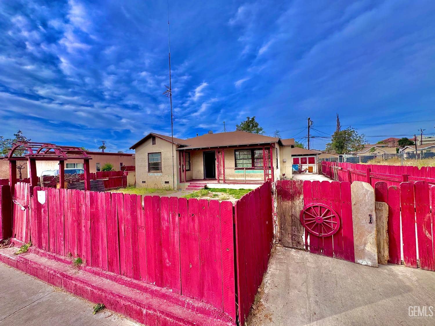 1720 Pacific Street — photo 2
