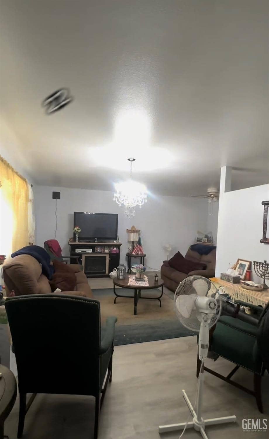 913 Cherry Hills Drive — photo 2