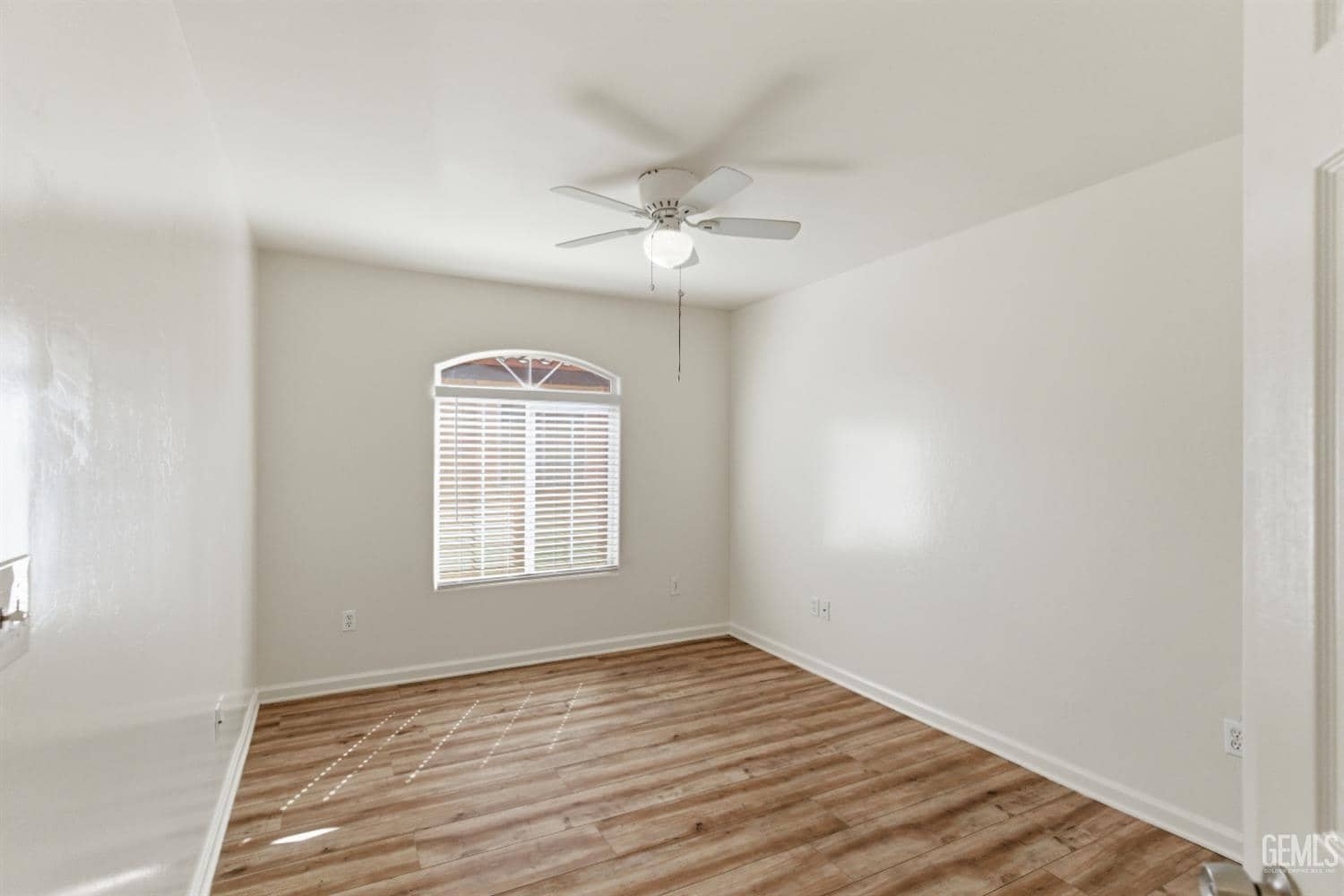 725 L Street — photo 4