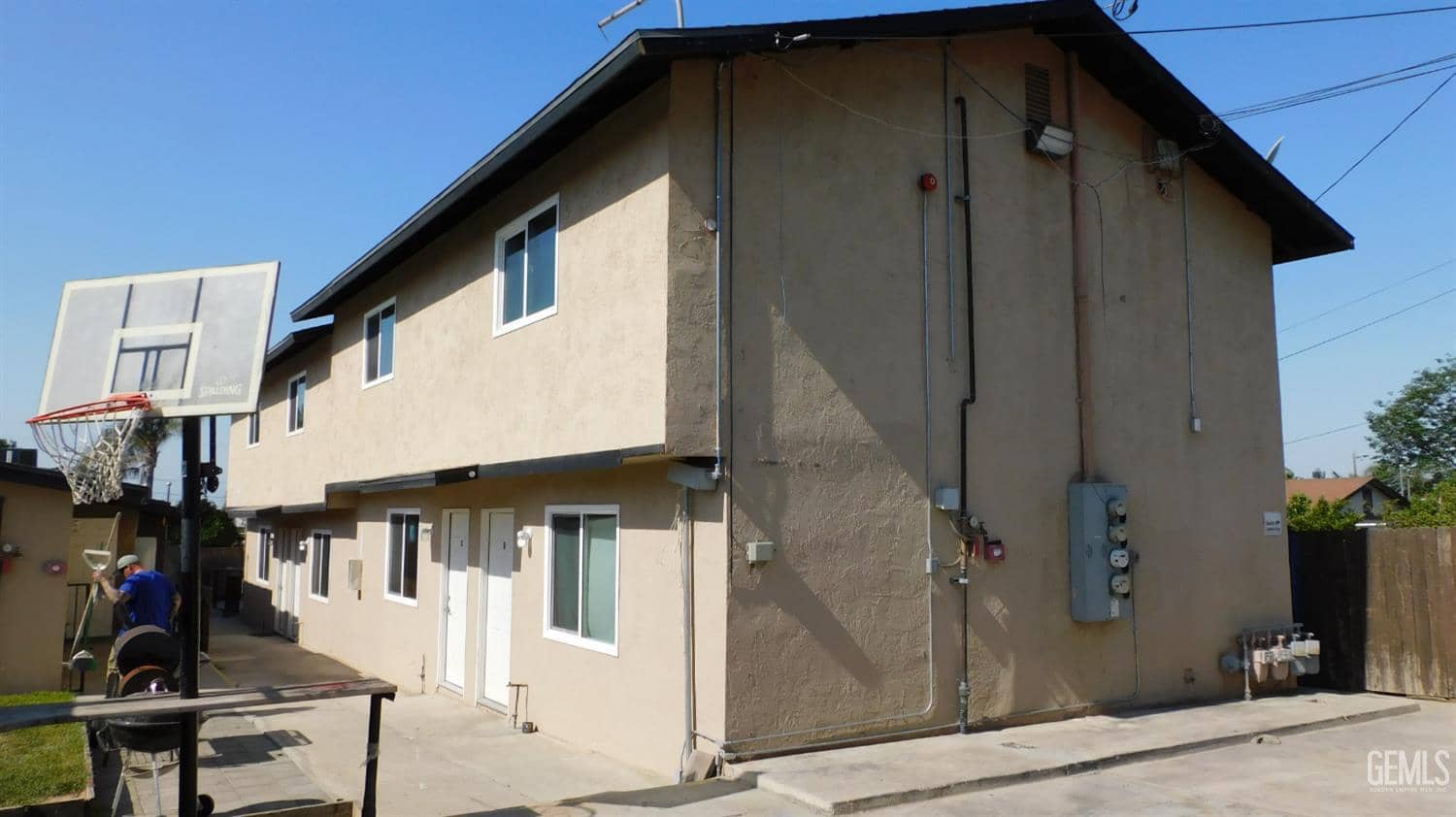 1620 Oregon Street — photo 3