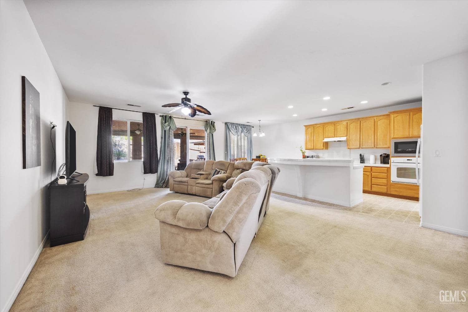 5303 Tangerine Dream Lane — photo 3
