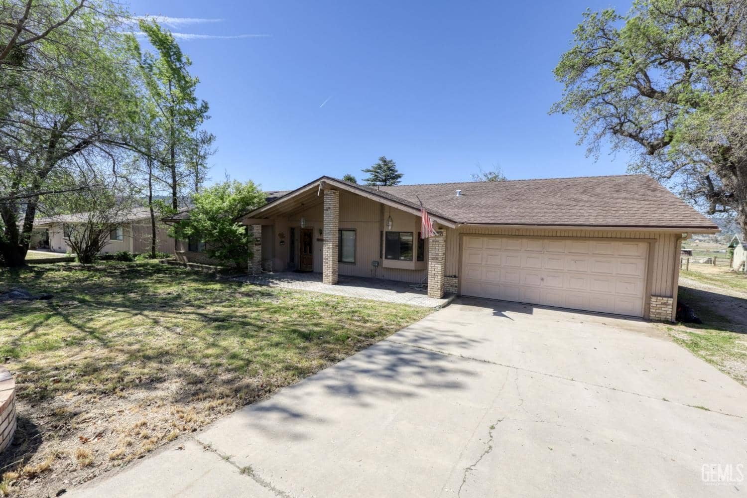 28220 Black Gold Way — photo 2