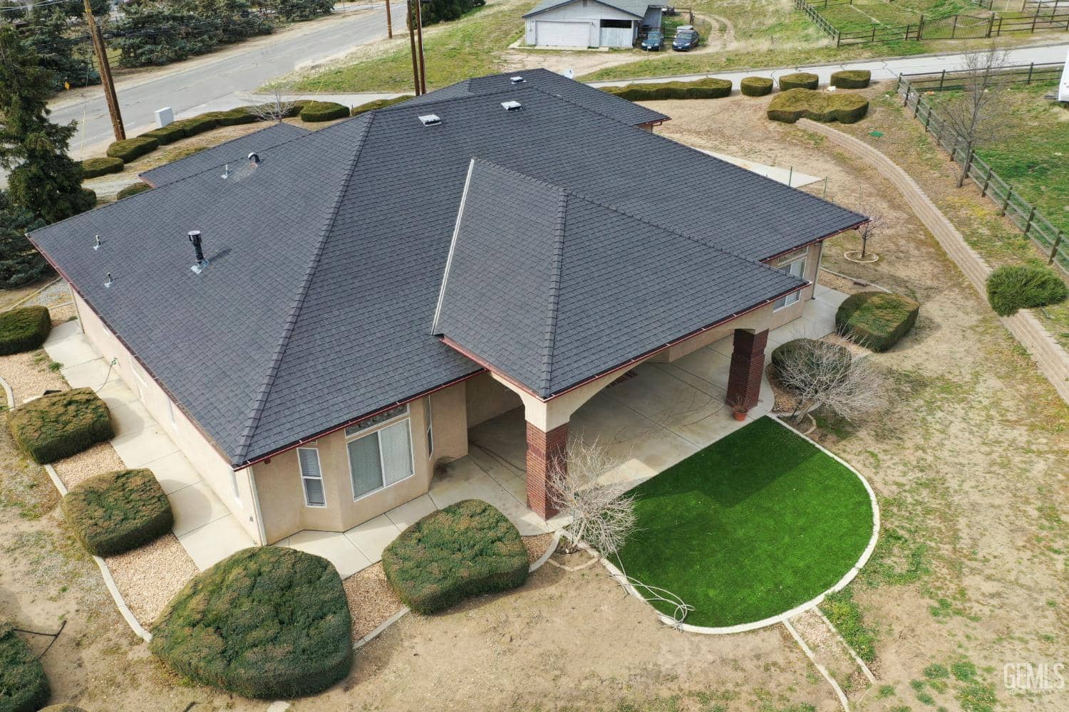 23780 Coyote Court — photo 4