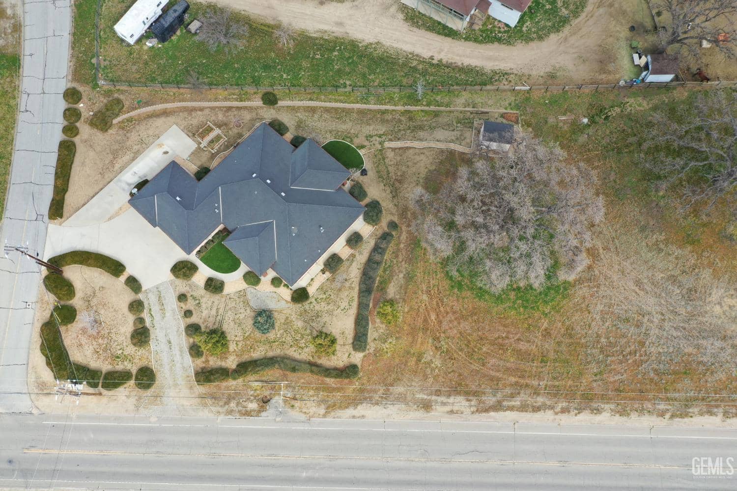 23780 Coyote Court — photo 2
