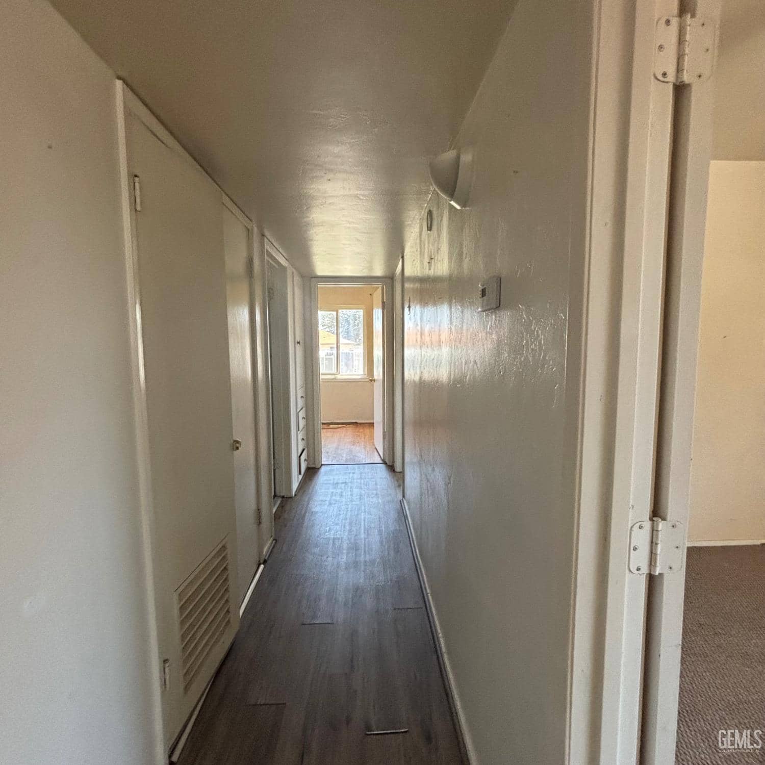 421 Wilson Avenue — photo 4