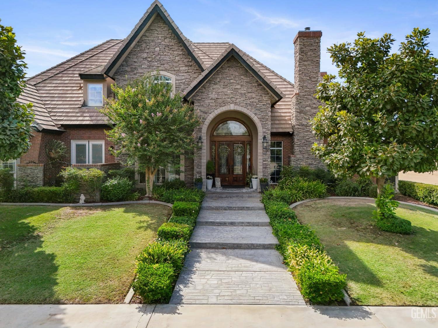 7233 Fountain Valley Drive — photo 3