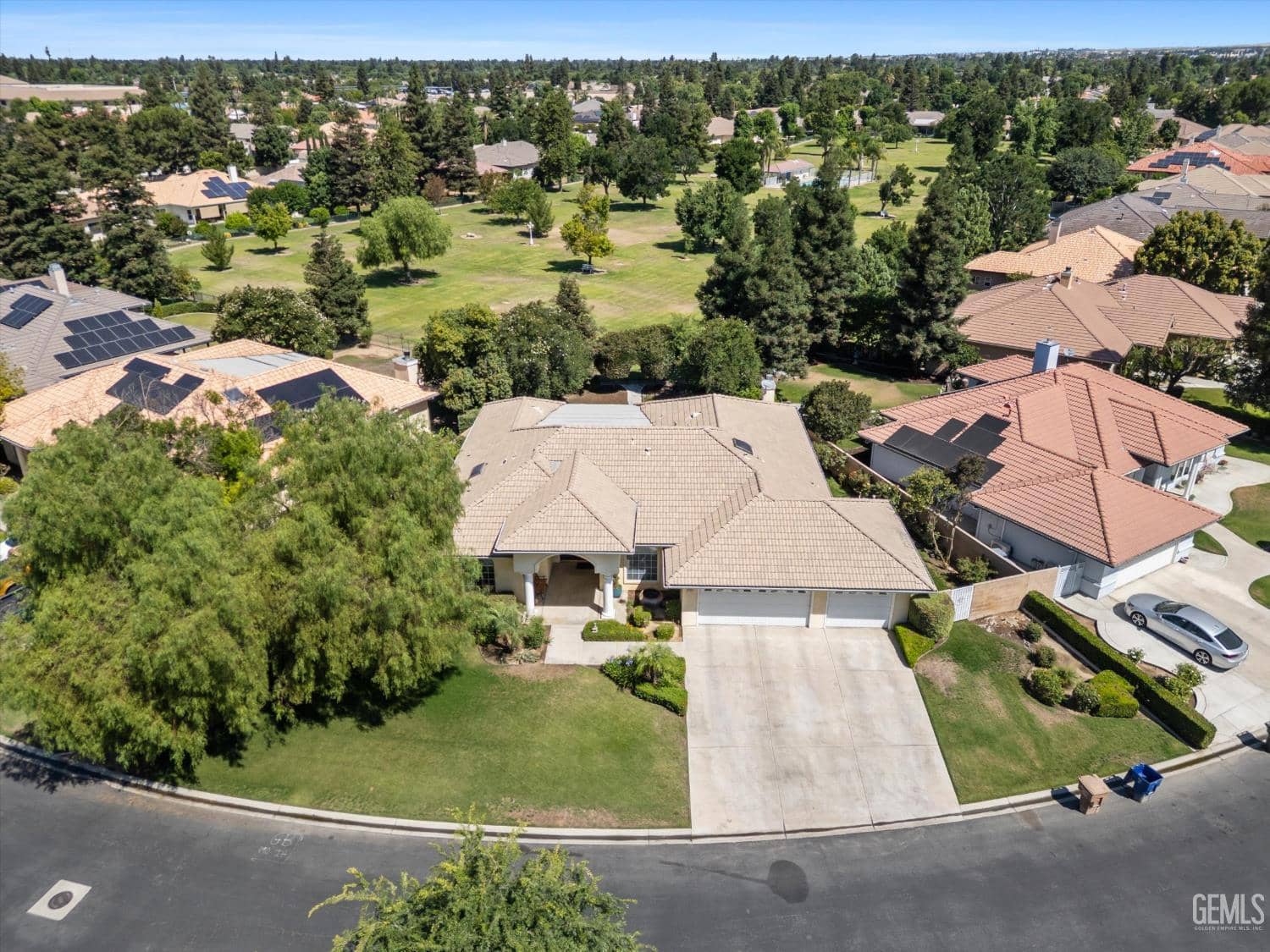 4205 Palisades Circle — photo 6
