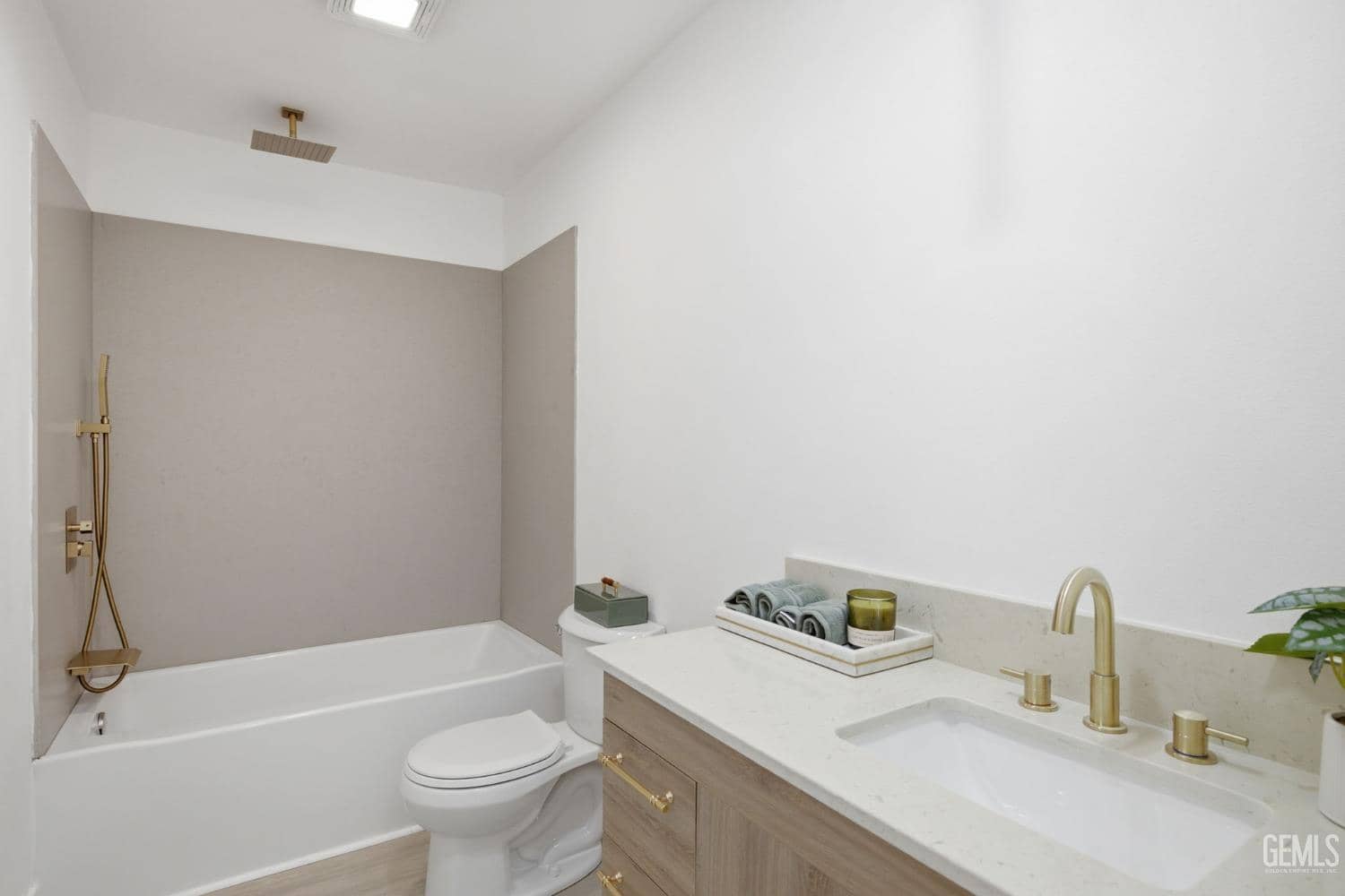 21009 Brentwood Drive — photo 4