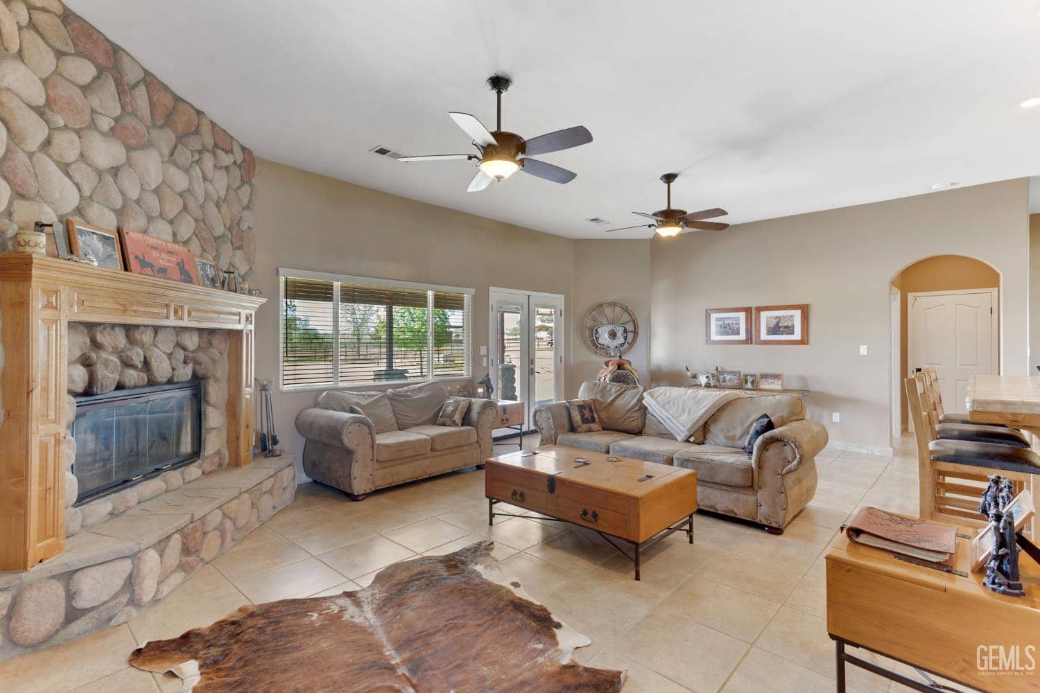 241 Vera Fern Drive — photo 6