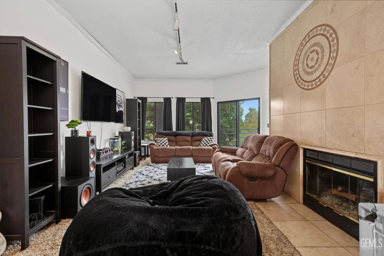 14500 Las Palmas Drive — photo 4