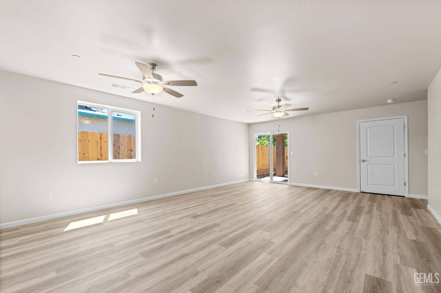 1509 Potomac Avenue — photo 5