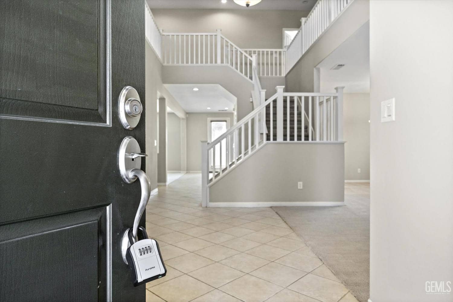 10003 Titanium Street — photo 4