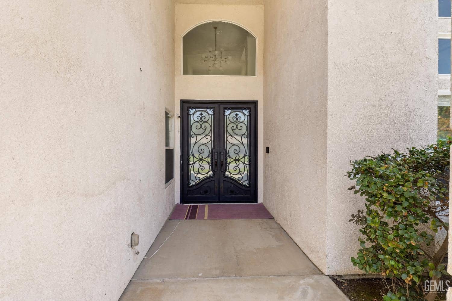 1001 Sungro Way — photo 3
