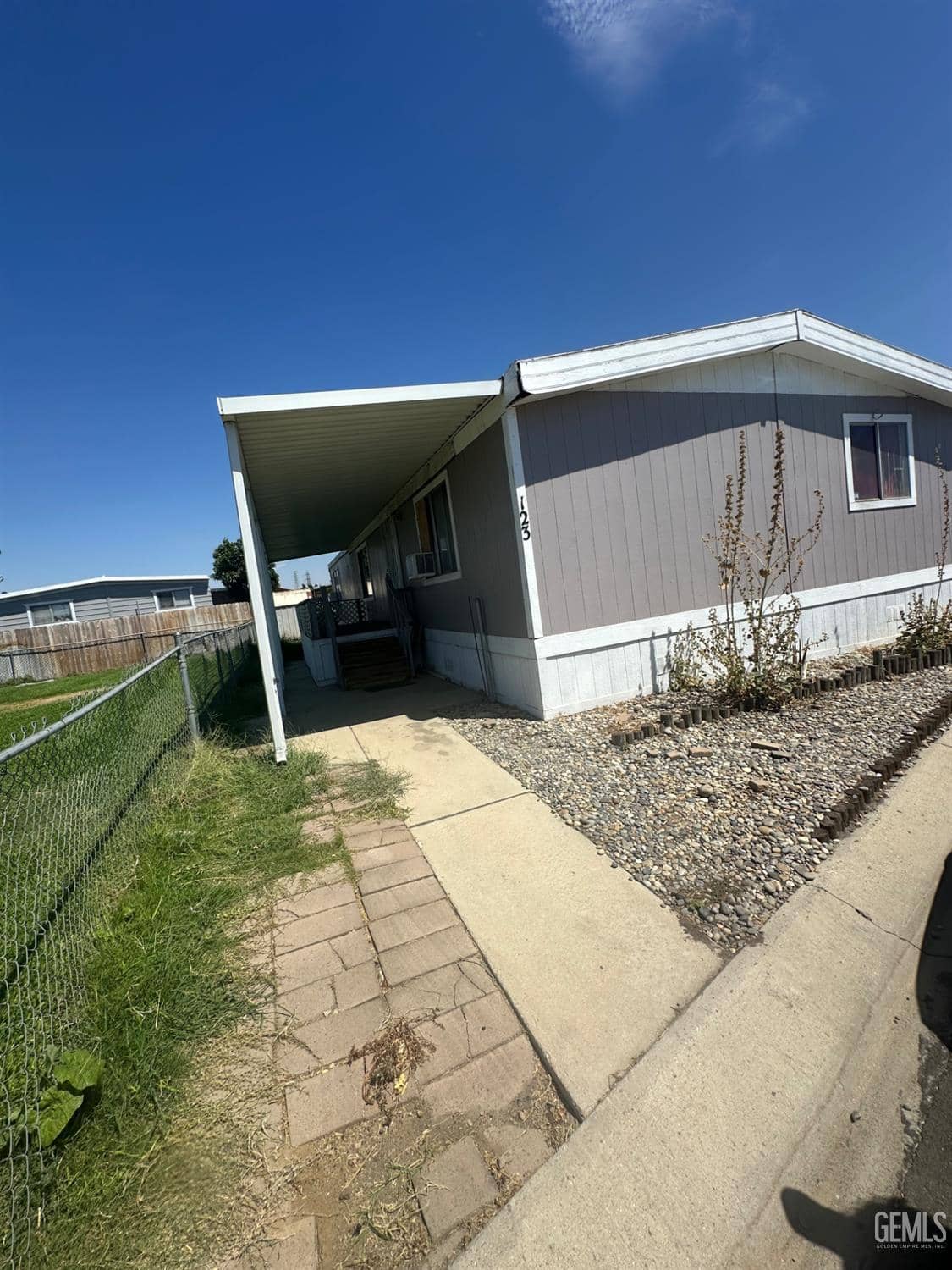 6601 EUCALYPTUS Drive — photo 2