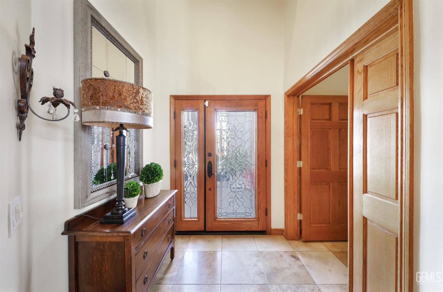 5805 Kings Canyon Drive — photo 5
