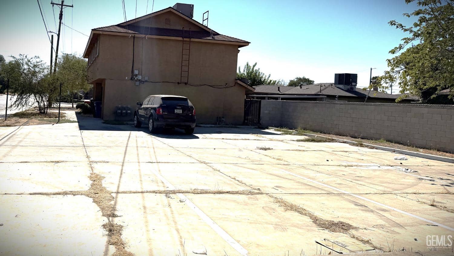730 S Haley Street — photo 3