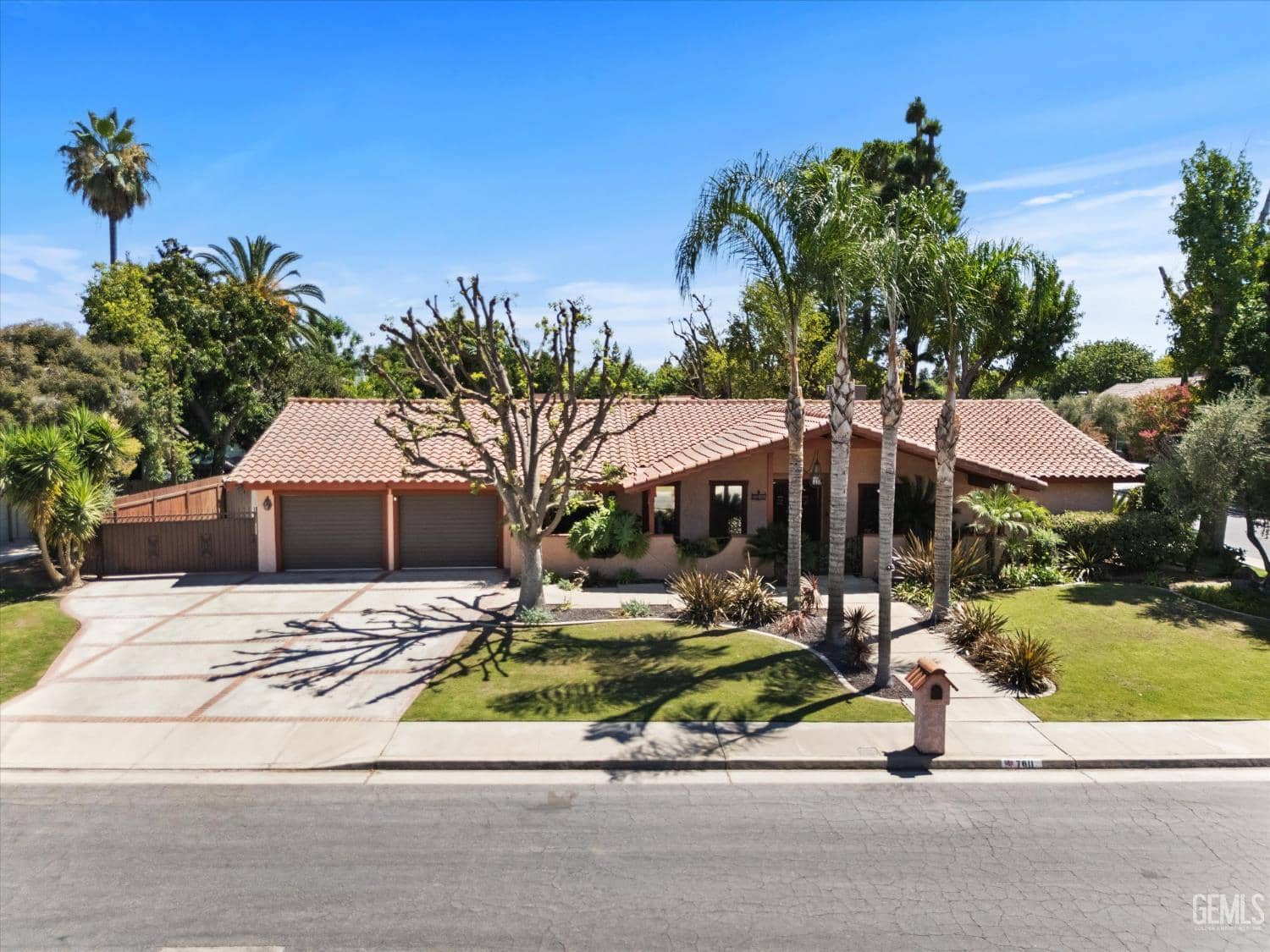 7611 De Colores Court — photo 3