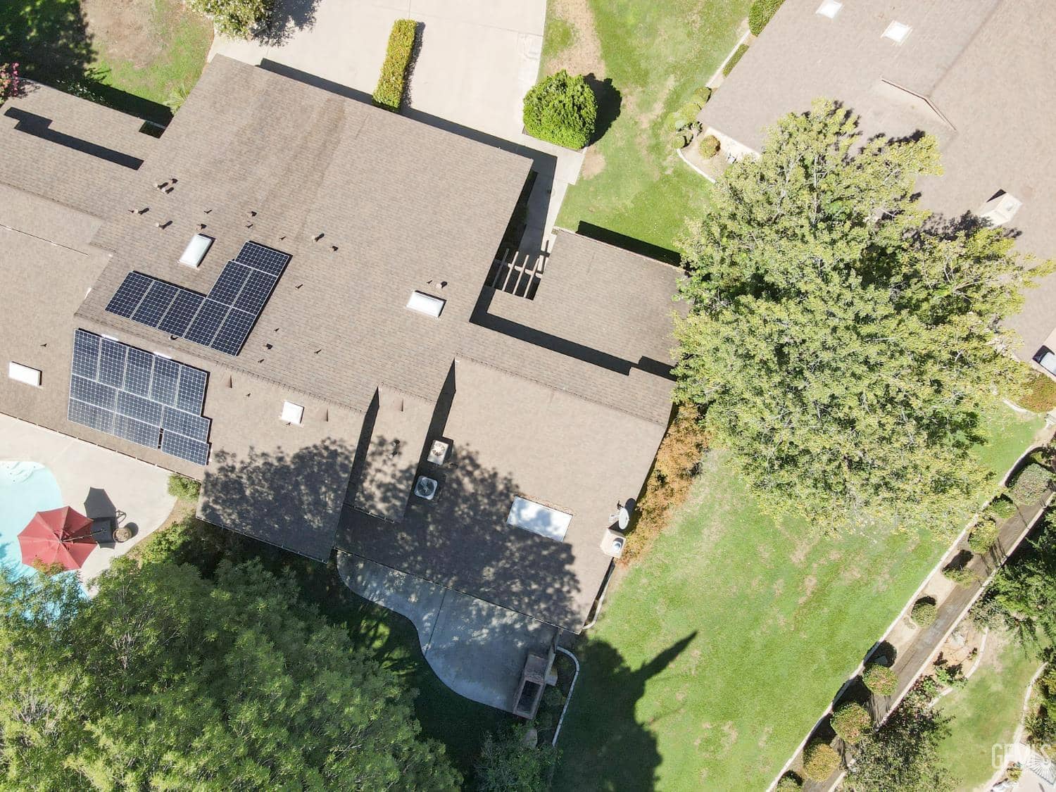 2200 El Portal Drive — photo 3