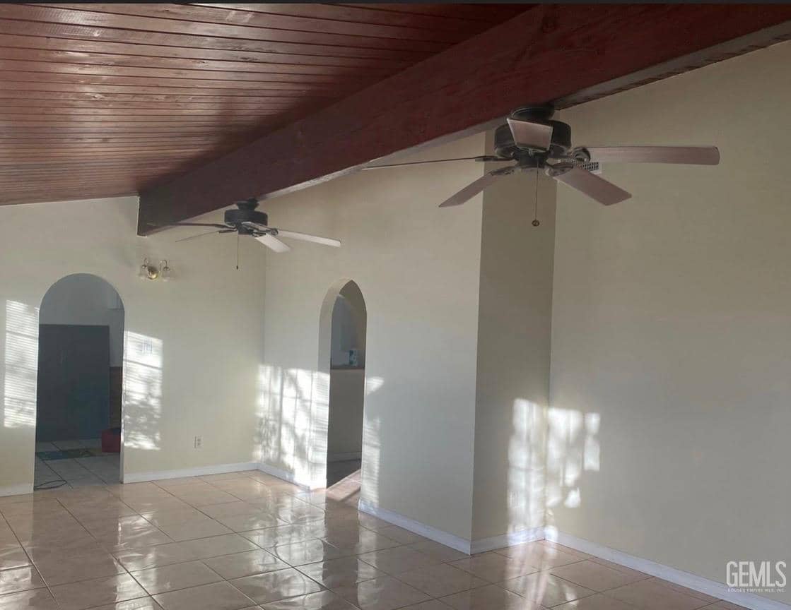 3109 Mount Vernon Avenue — photo 2