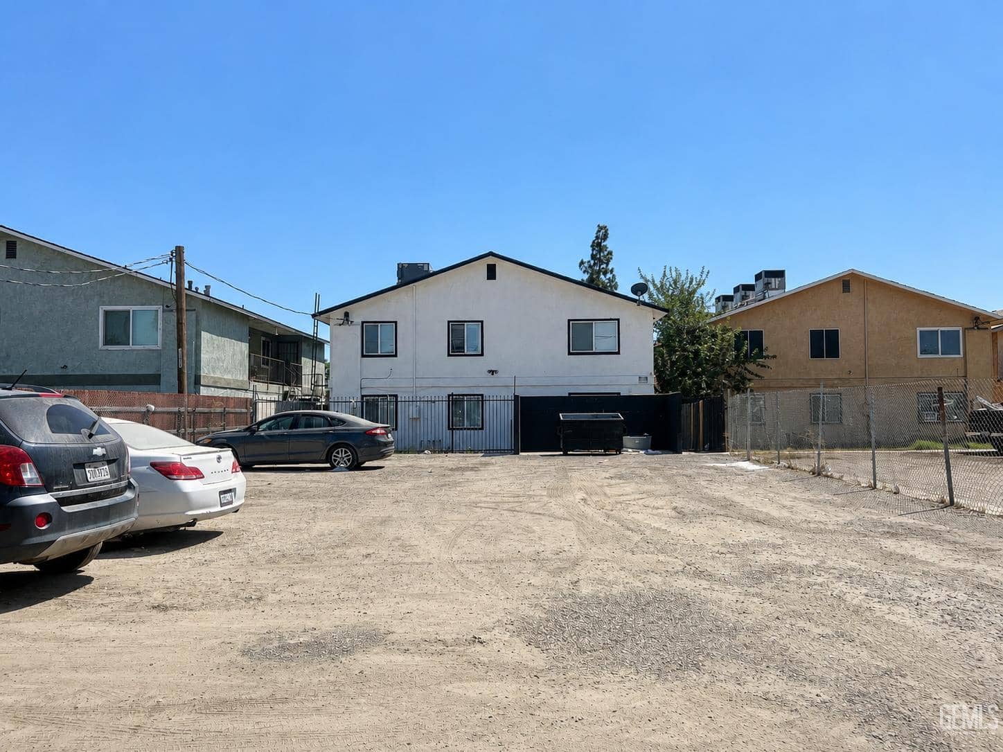 1316 E California Avenue — photo 2