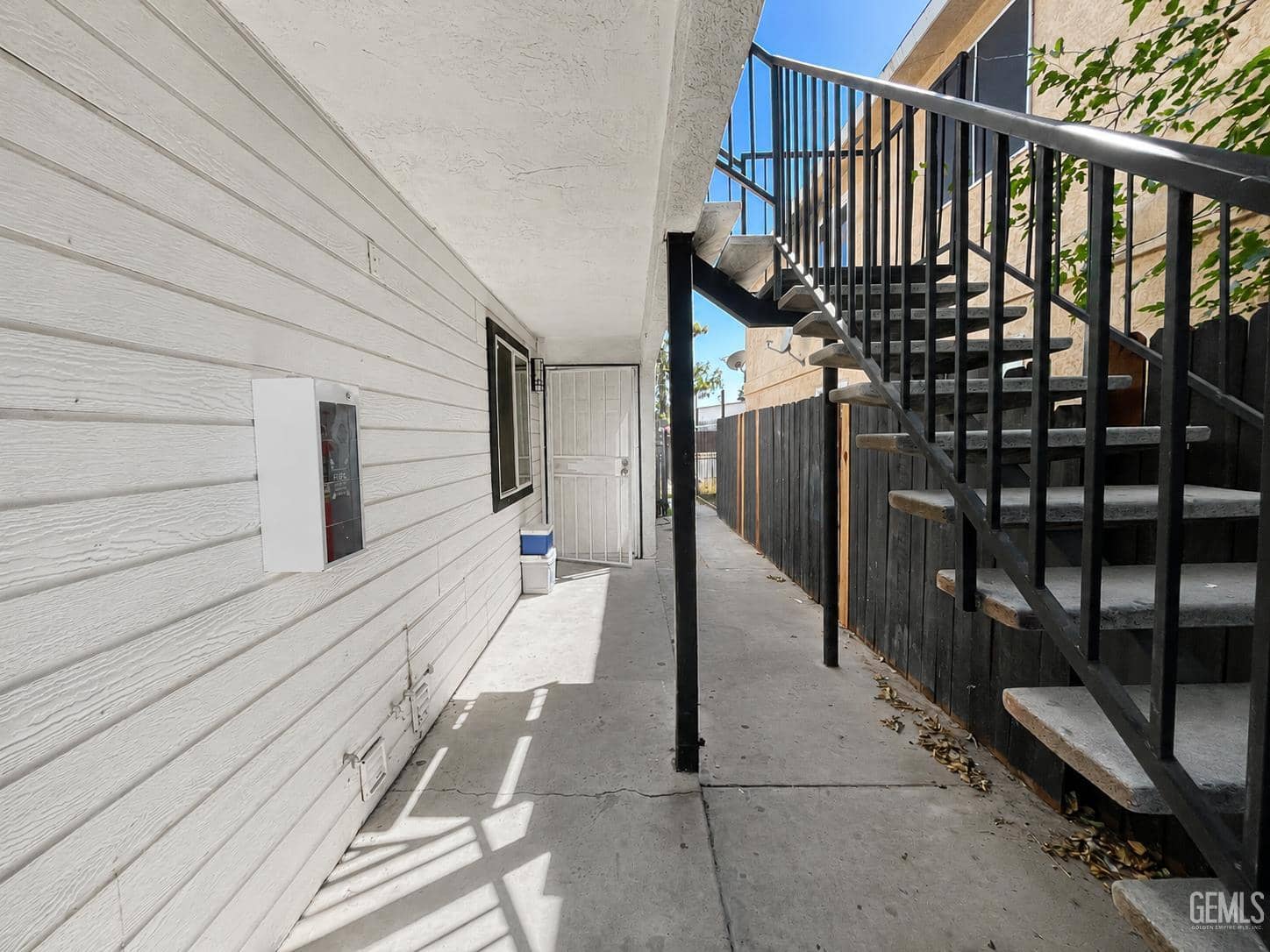 1316 E California Avenue — photo 4