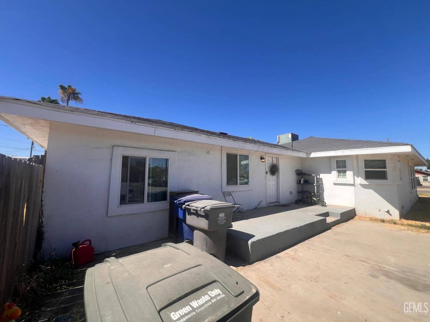 9302 Gladys Street — photo 6