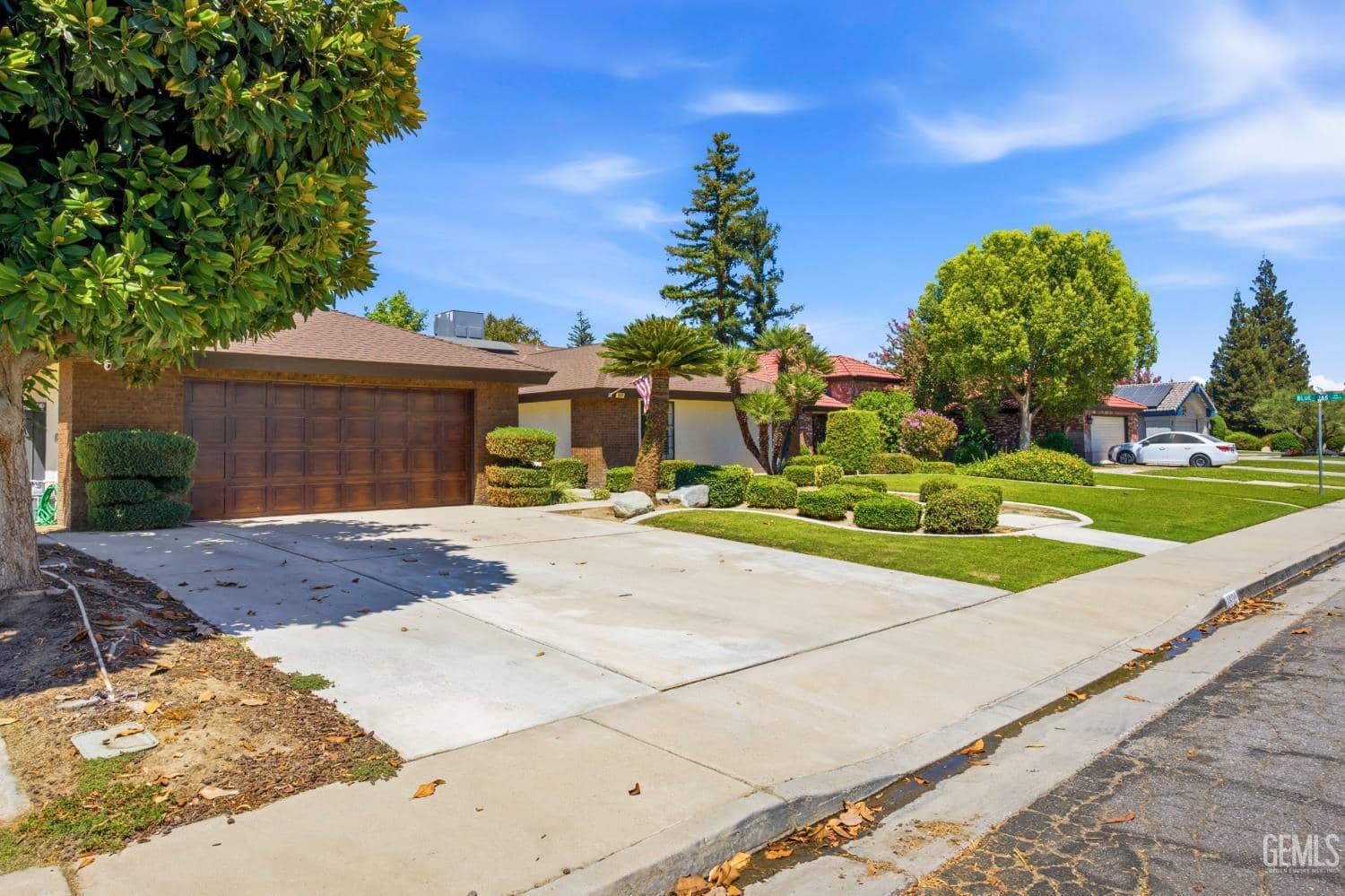 9800 Mesa Oak Drive — photo 4