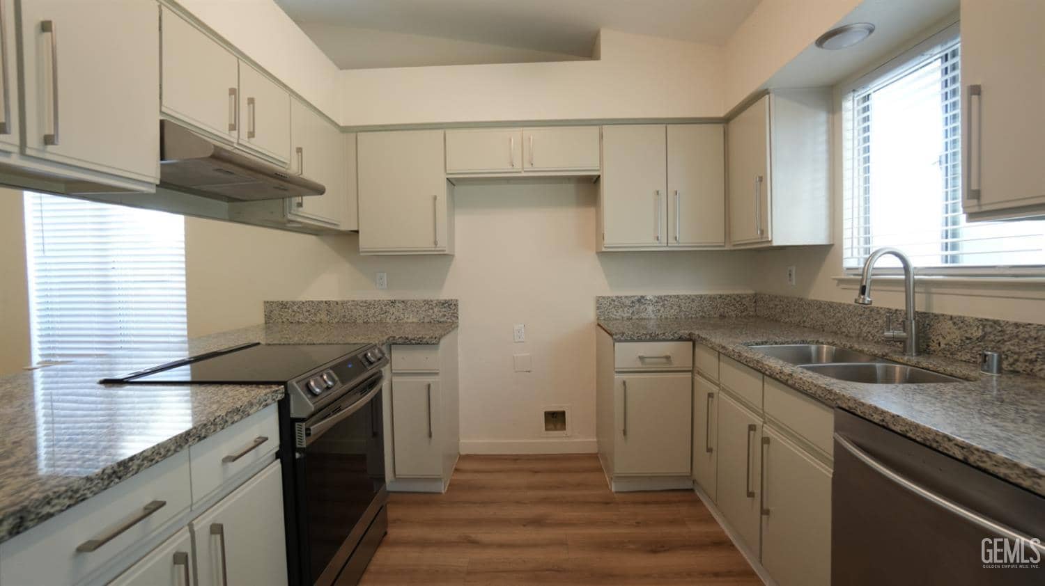 2004 Ocean View Drive — photo 6