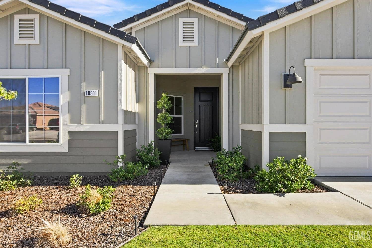 10301 Huslia River Avenue — photo 4