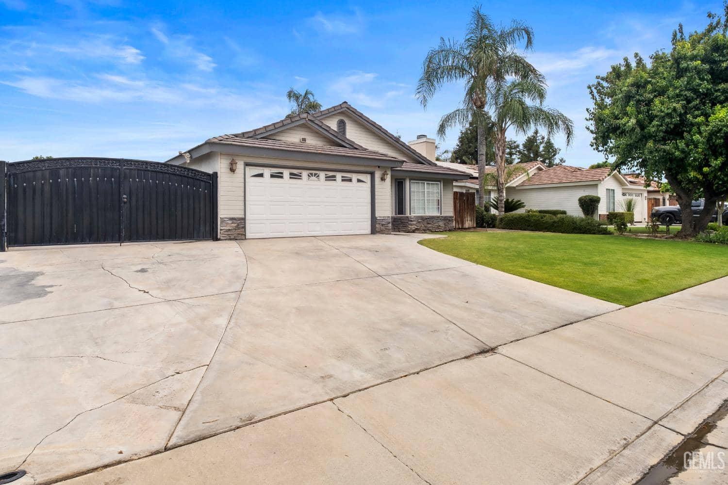 5706 Spring Blossom Street — photo 3
