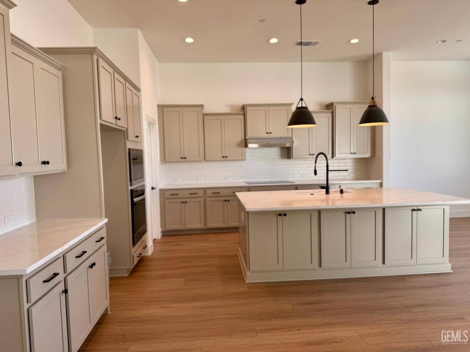 14718 Whittington Street — photo 3