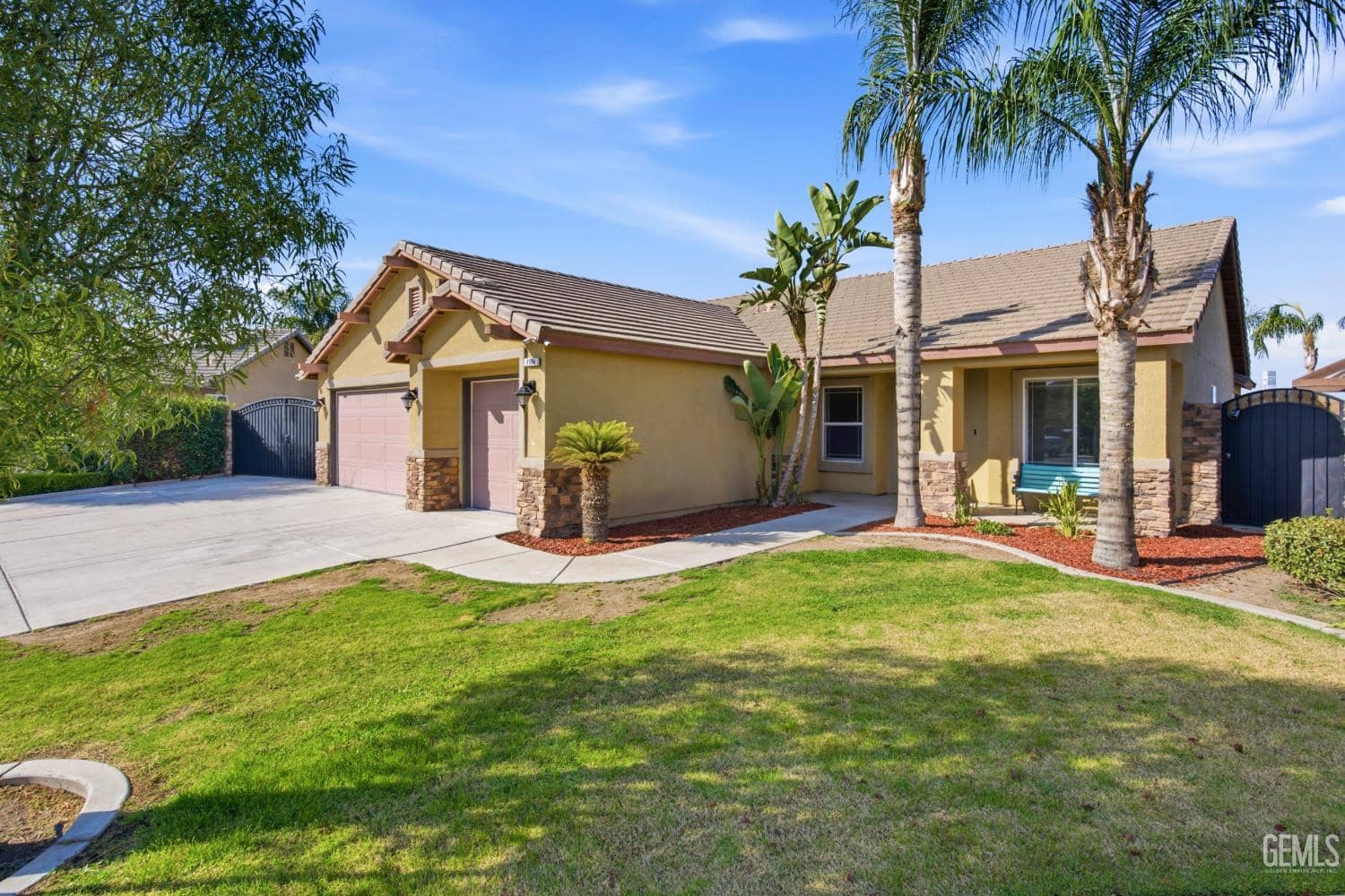 8904 Rockaway Beach Court — photo 4