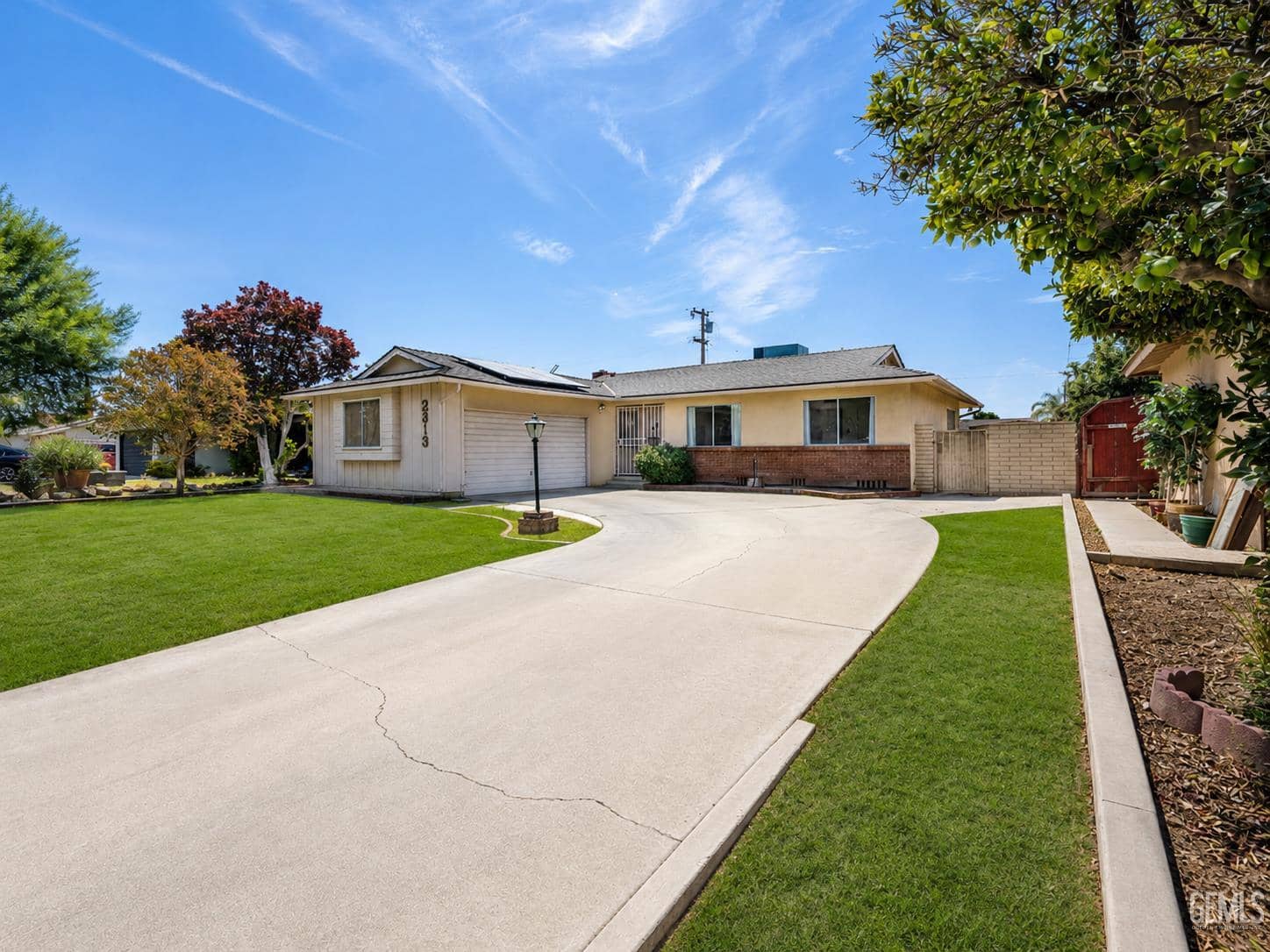 2313 S Woolard Drive — photo 3