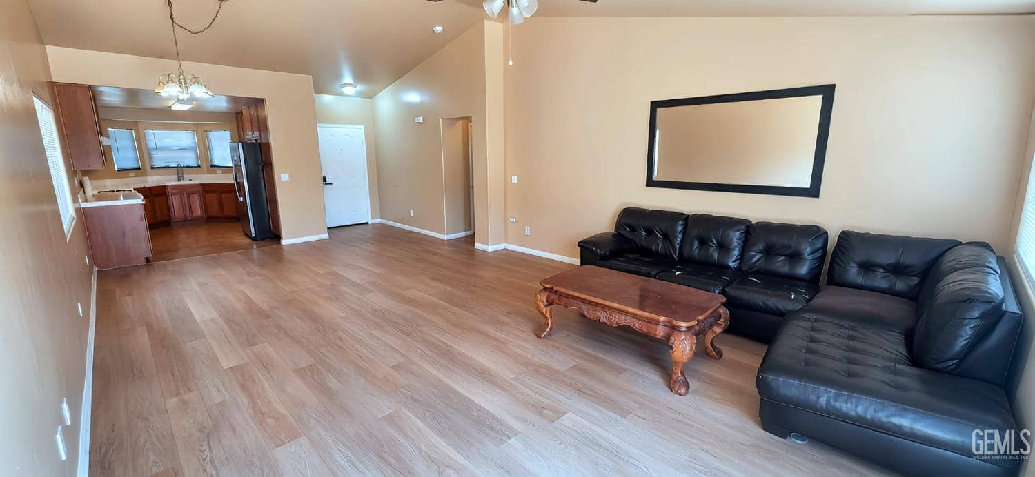 411 Scarletfire Drive — photo 4