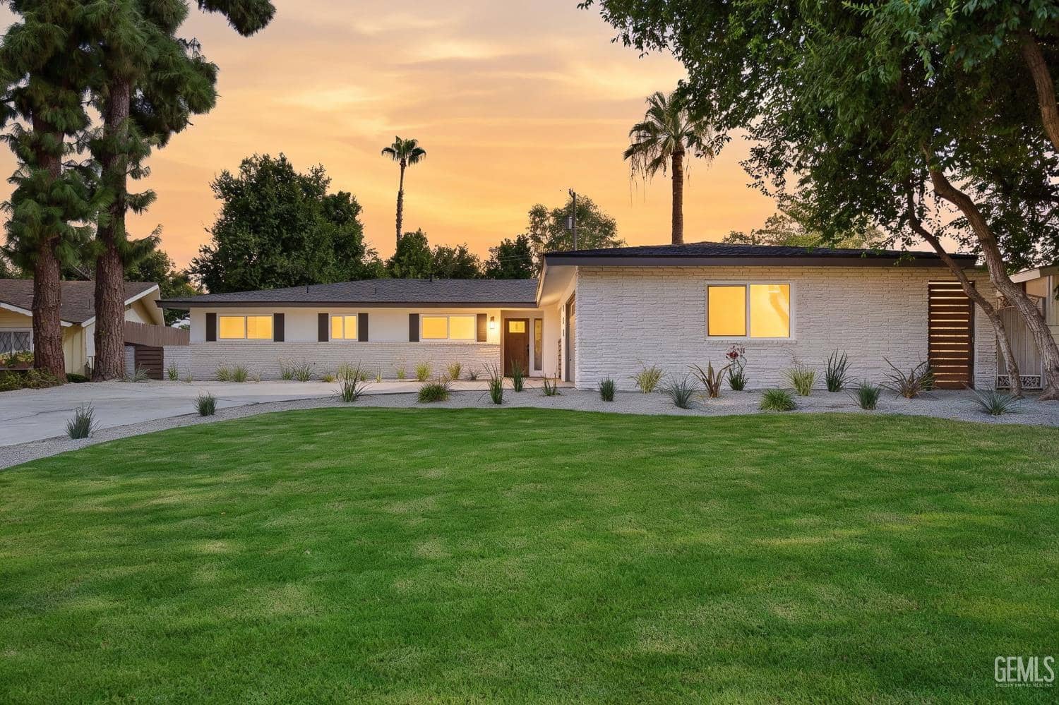 958 Fairway Drive