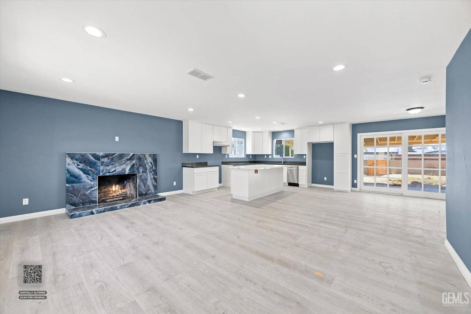3300 Pasadena Street — photo 6