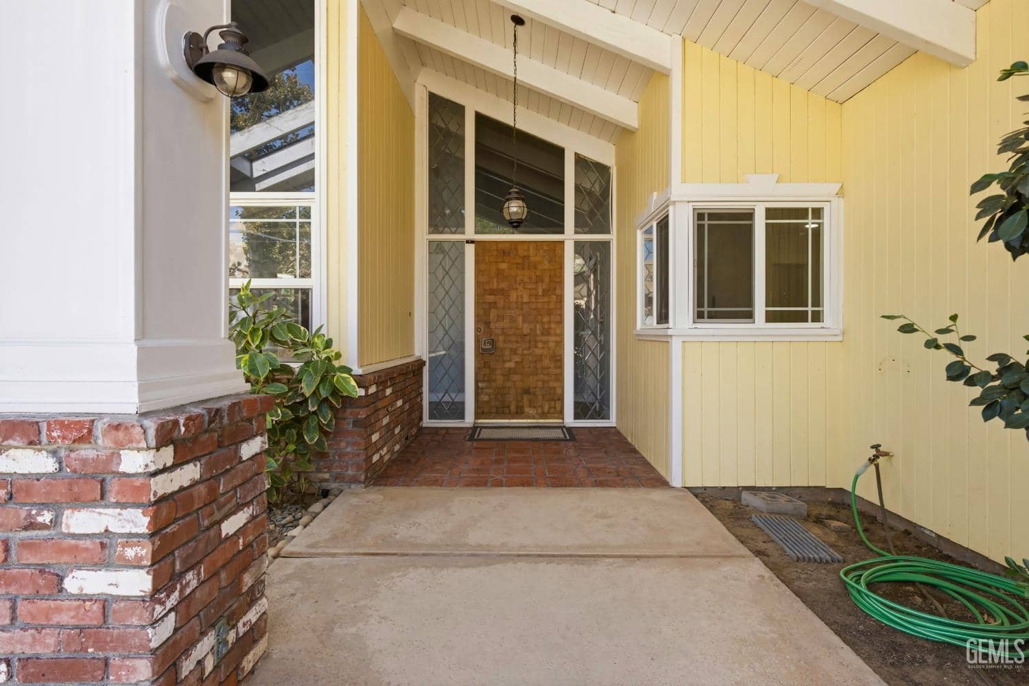 11901 Kern River Avenue — photo 4
