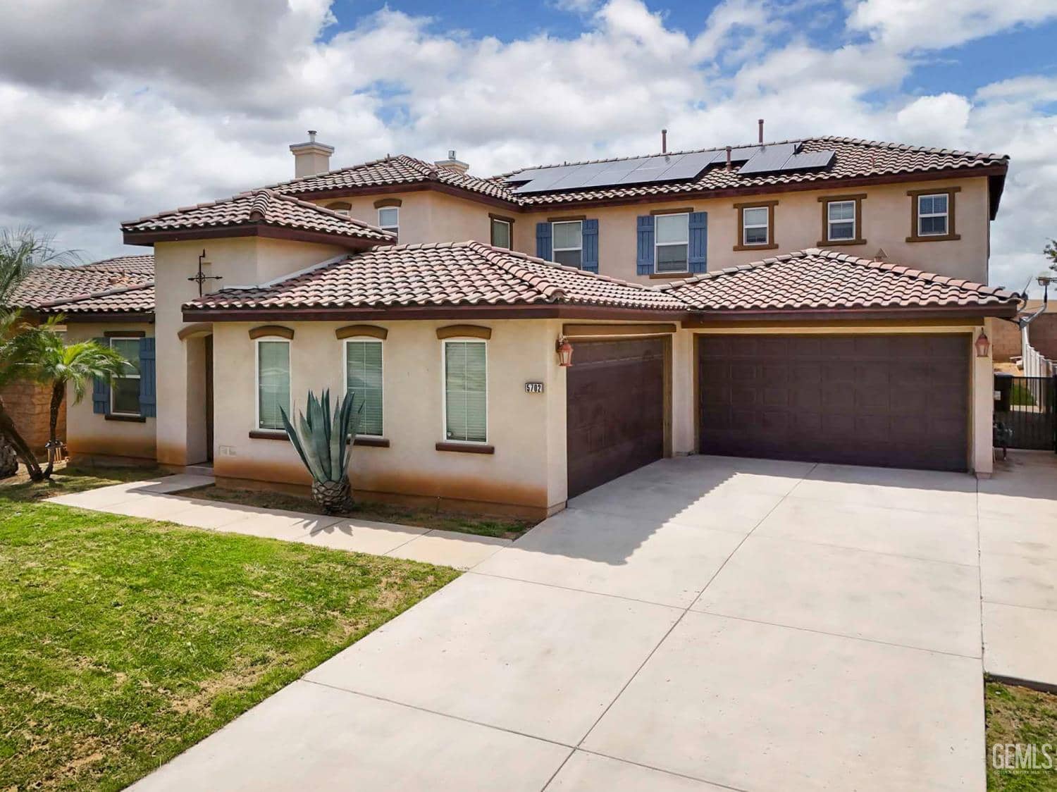 5702 Segovia Way