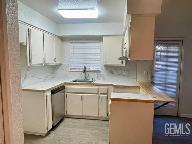 4701 Beechwood Street — photo 6