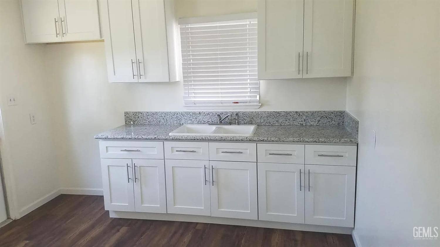 2613 Dina Way — photo 4