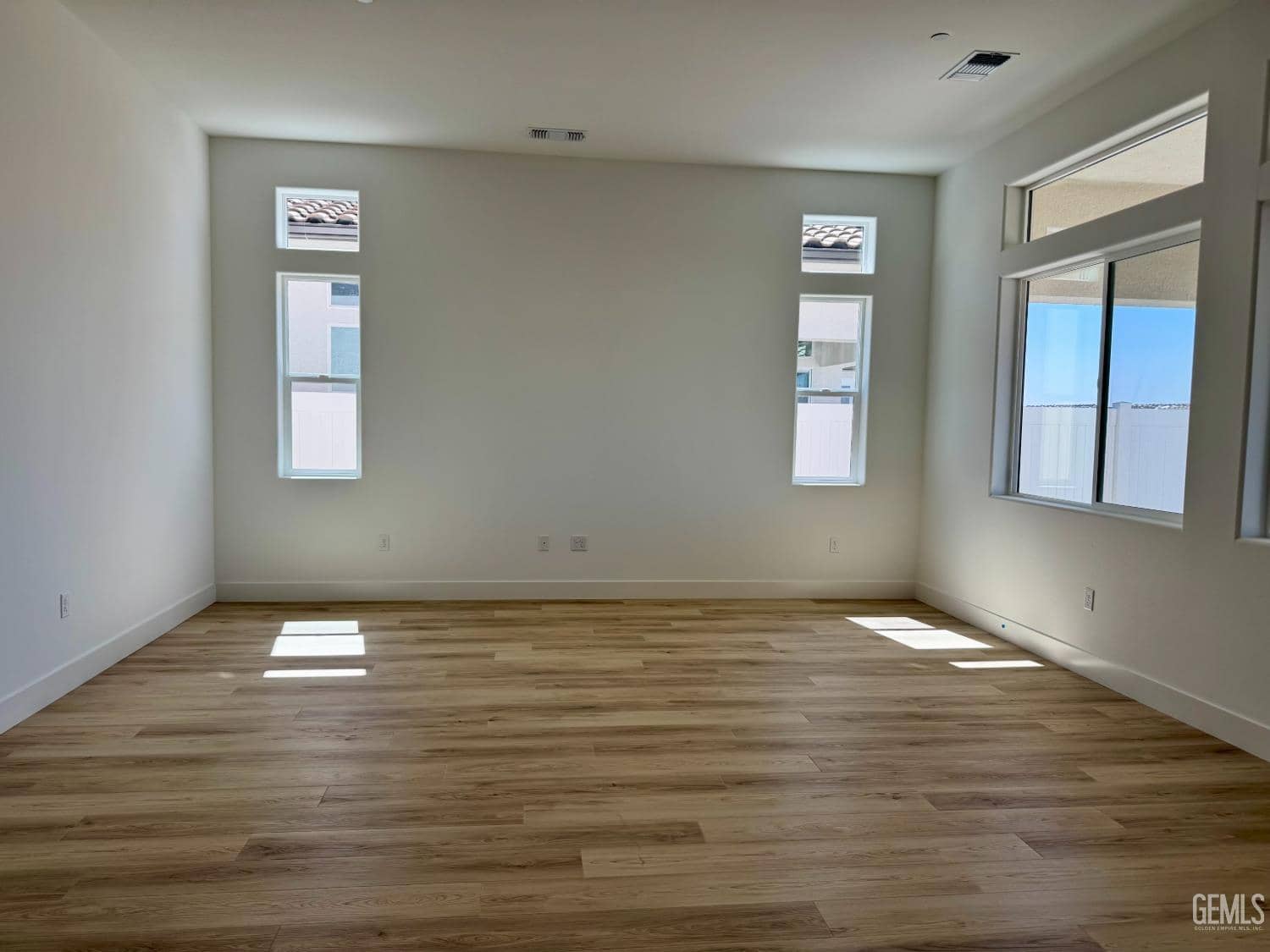 14736 Whittington Street — photo 5
