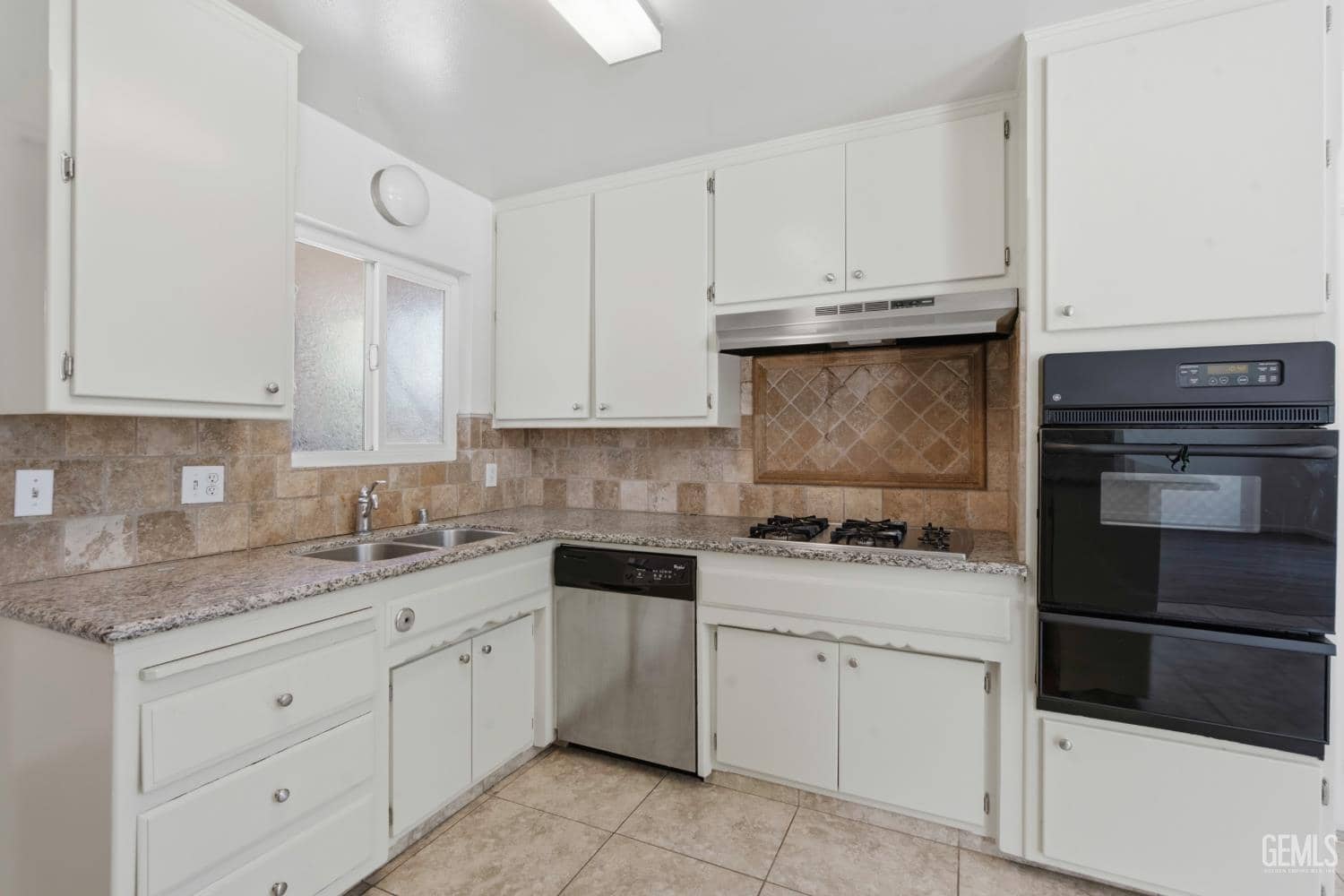 1005 McGregor Avenue — photo 5
