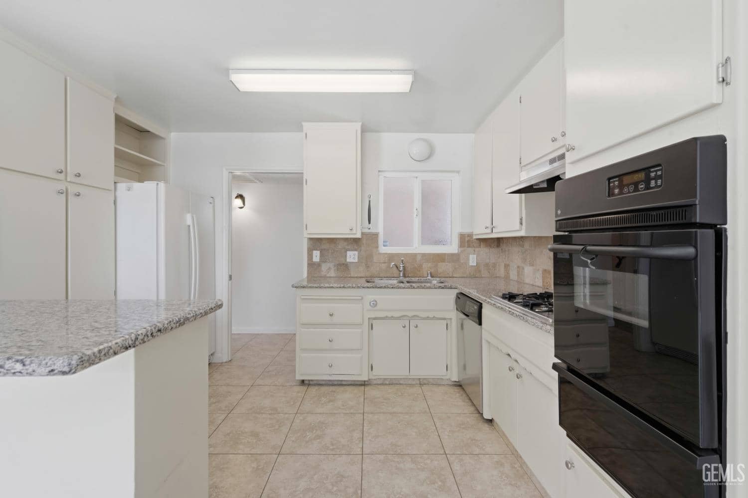 1005 McGregor Avenue — photo 4