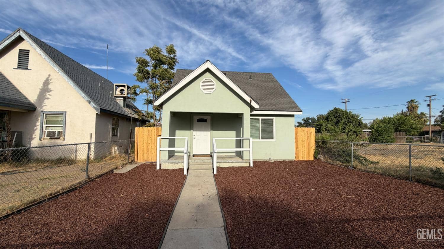 814 Q Street — photo 2