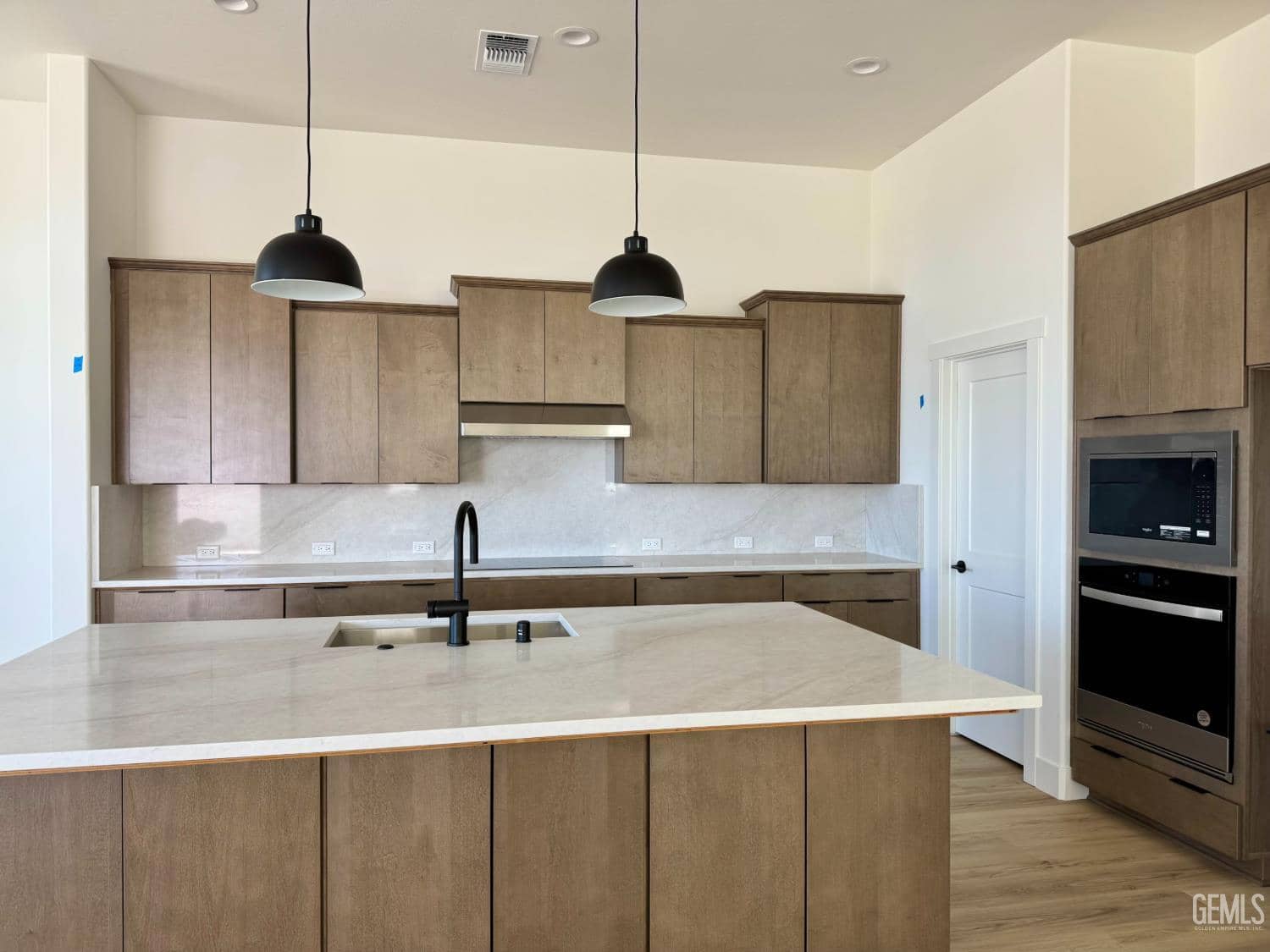 14736 Whittington Street — photo 4